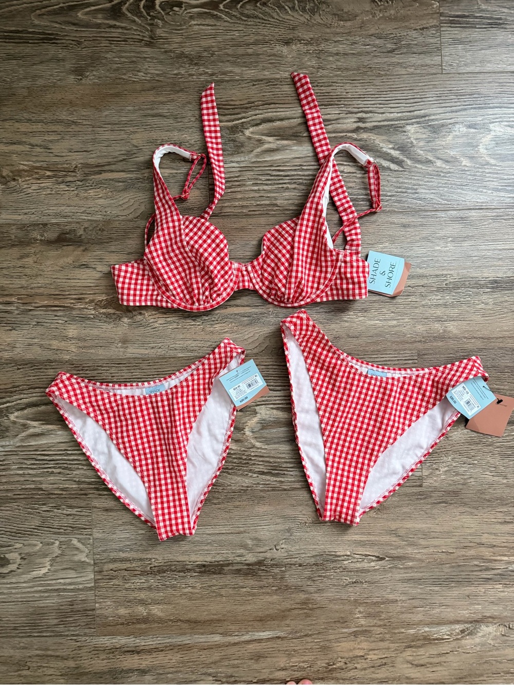 Shade and Shore Red Gingham Bikini Set - with two bottoms NWT❤️🪩 medium